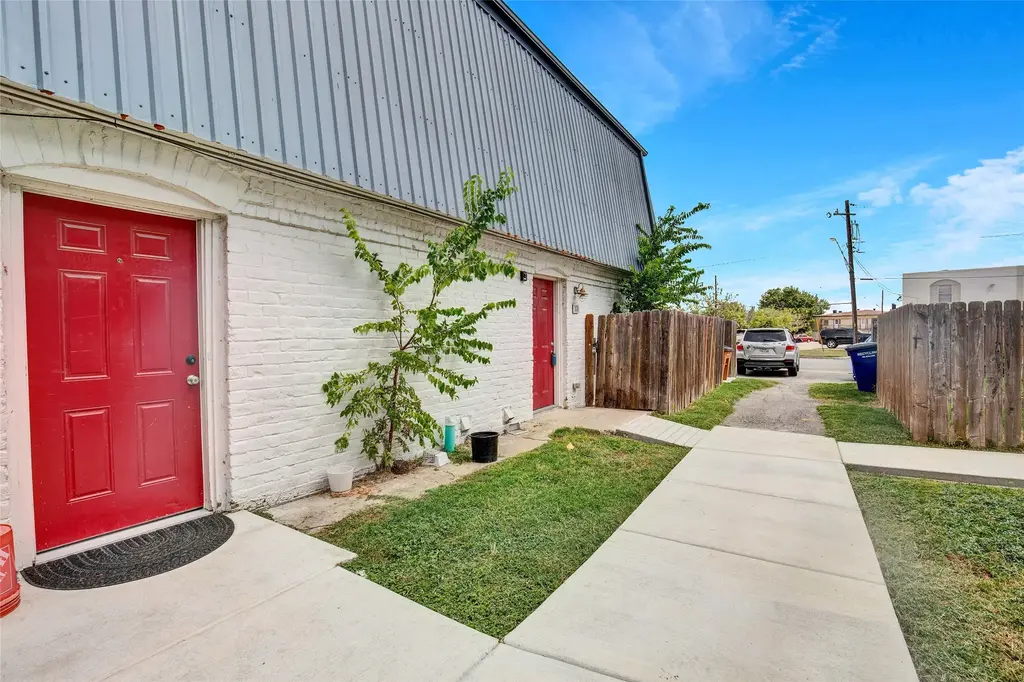 7204 Twin Crest Drive 101, Austin