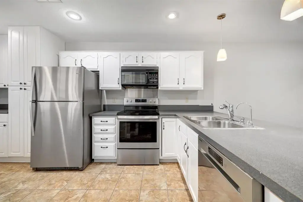 7211 Lakewood Drive G124, Austin