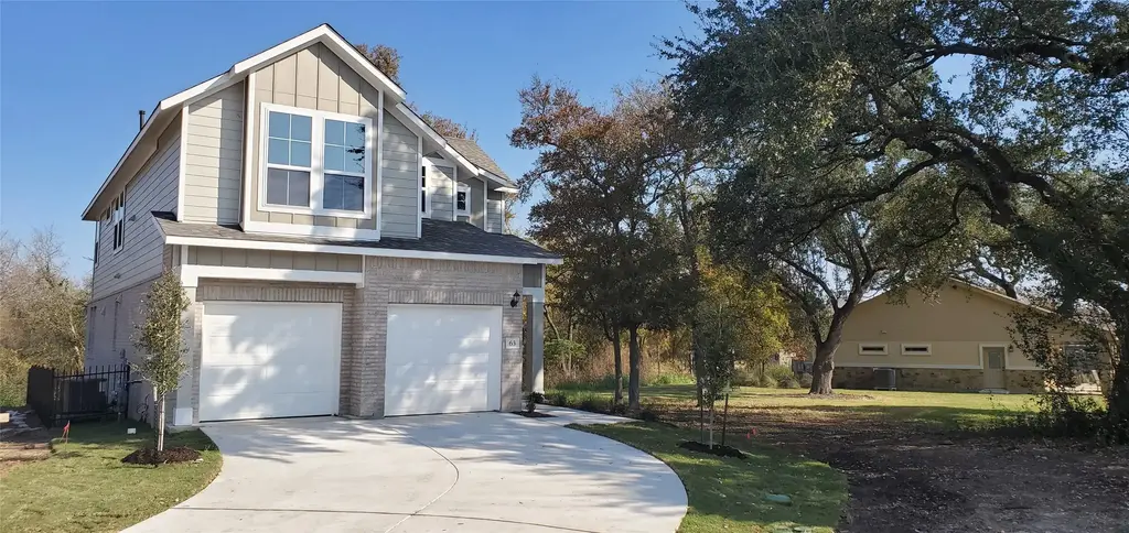 2800 Joe Dimaggio Boulevard 63, Round Rock