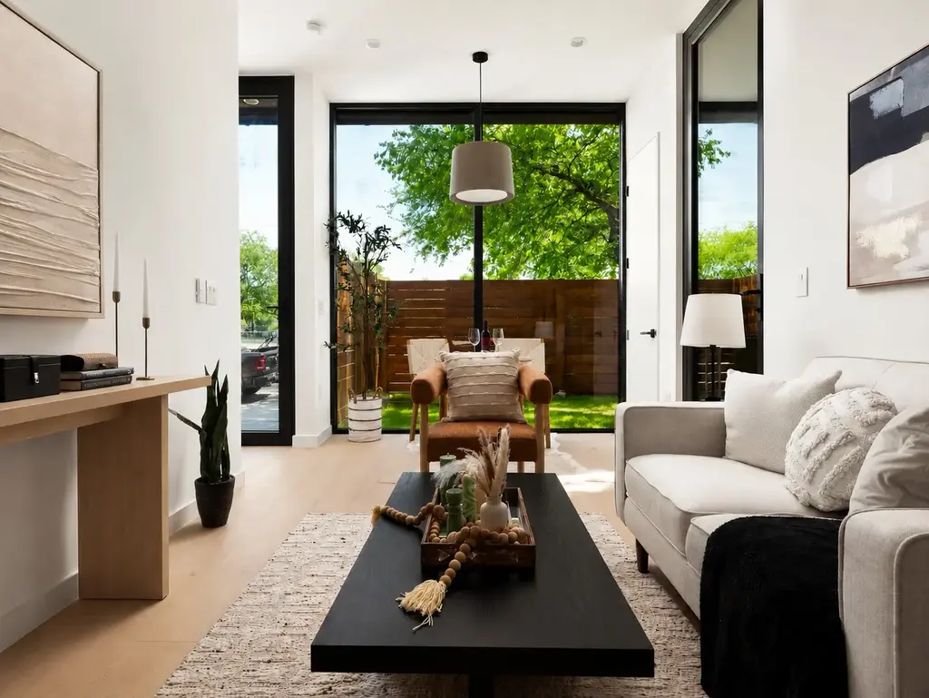 2303 East 2nd Street 1, Austin