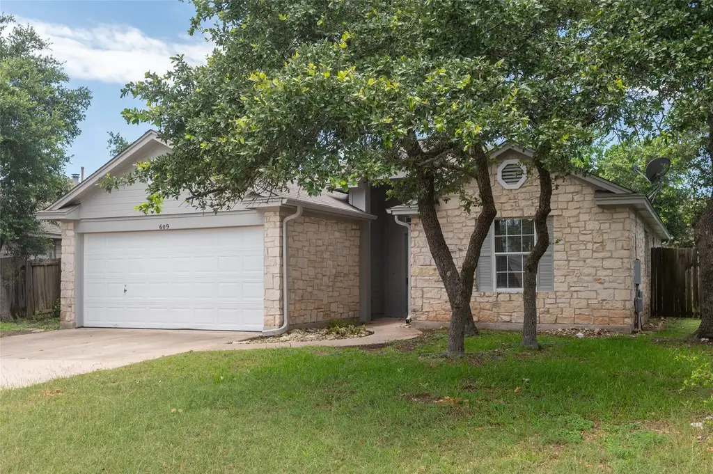609 Sunny Brook Drive, Leander
