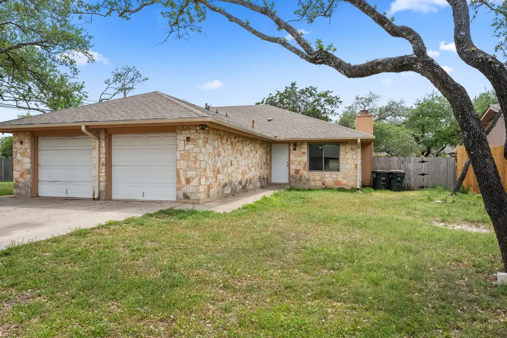 101 Norwood Drive B, Georgetown