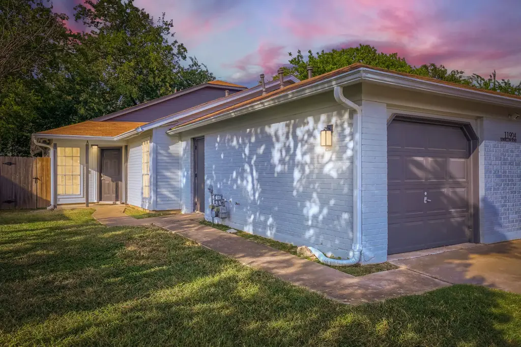 11904 Sunhillow Bend, Austin
