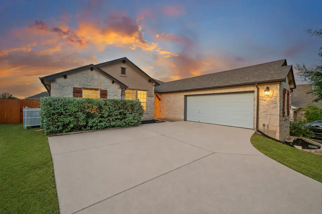 545 Manchester Lane, Austin