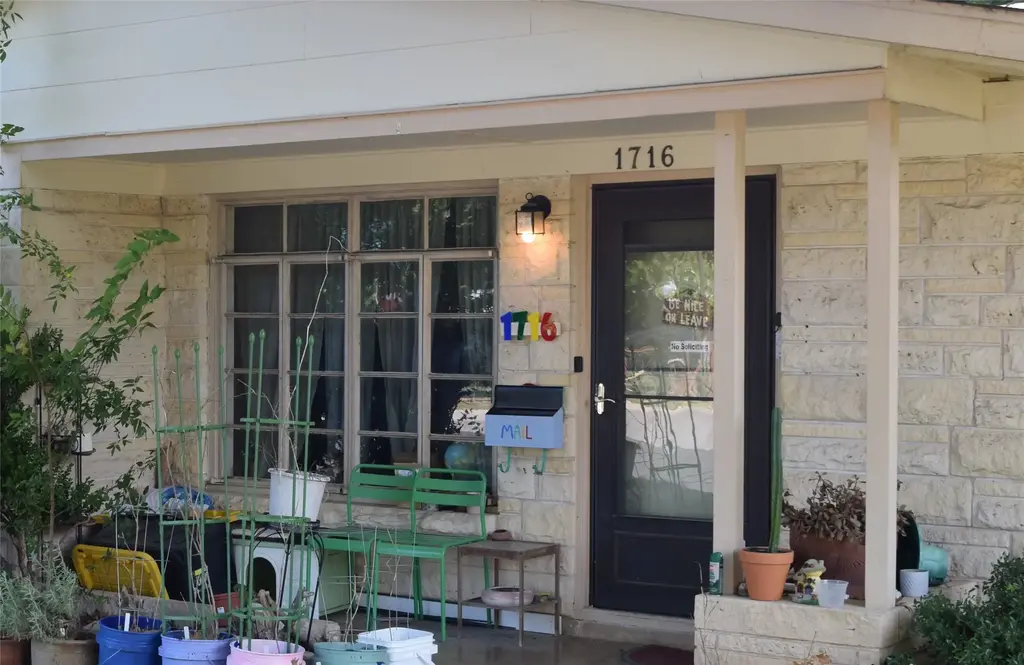 1716 Karen Avenue, Austin