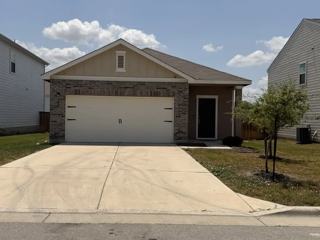 342 Line Of Fire Way, Jarrell