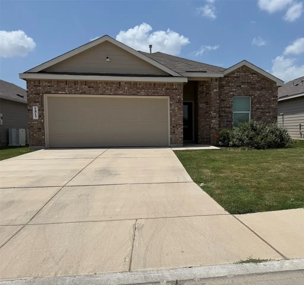 5817 Geronimo Vista, Seguin