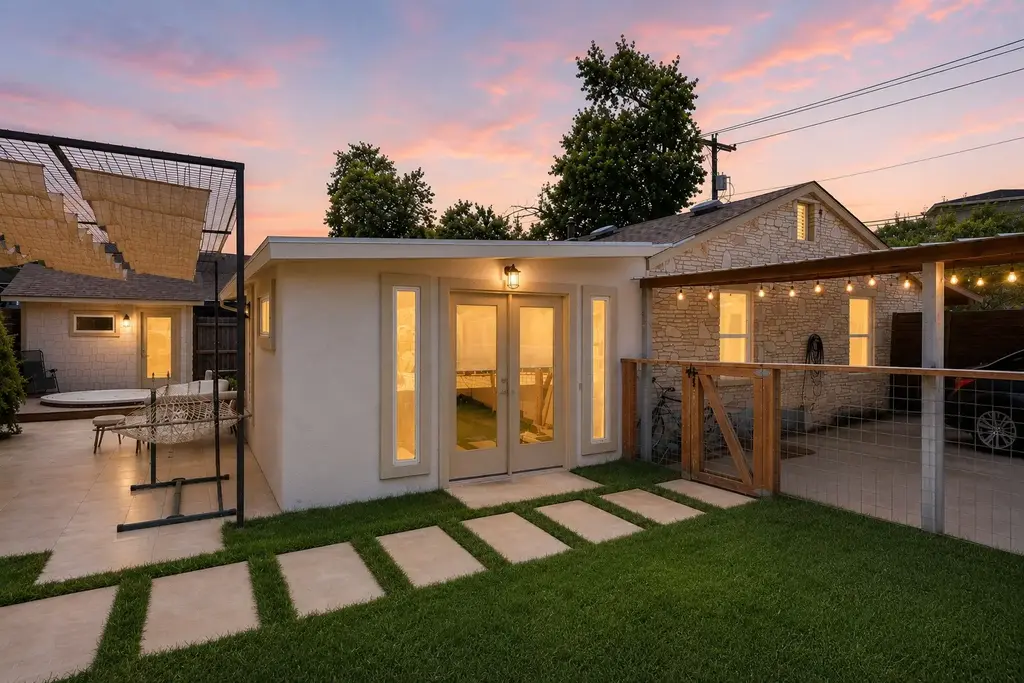 1147 Webberville Road, Austin