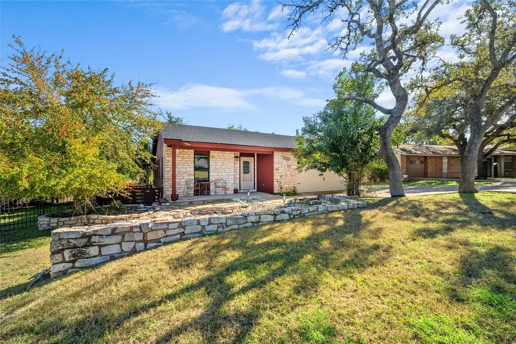 5511 Arroyo Road, Austin