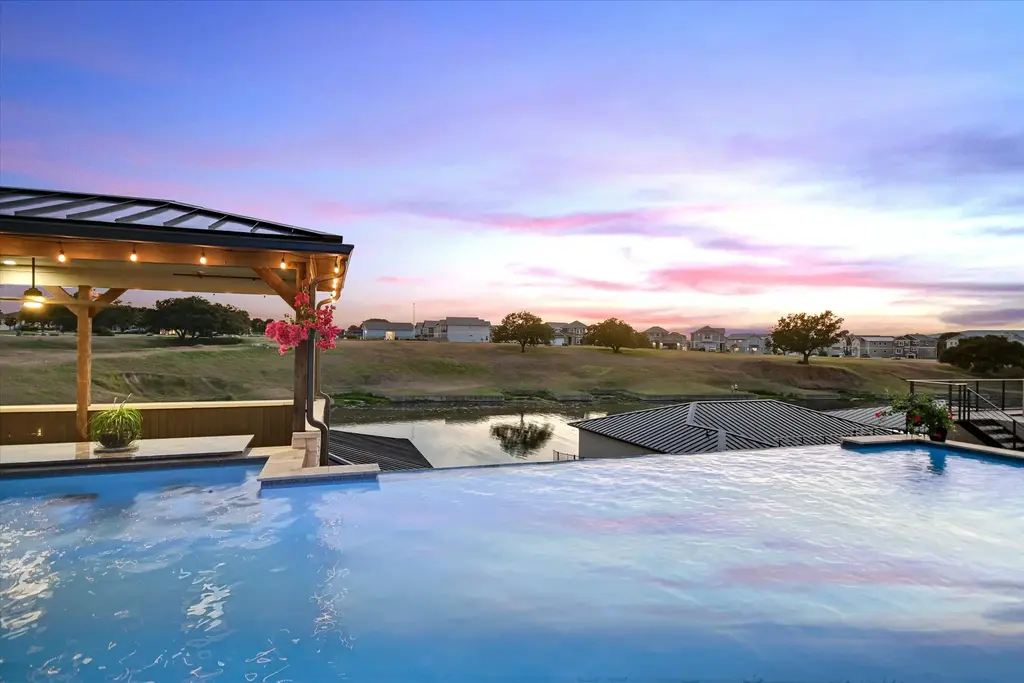 112 Clearwater Drive, Kingsland