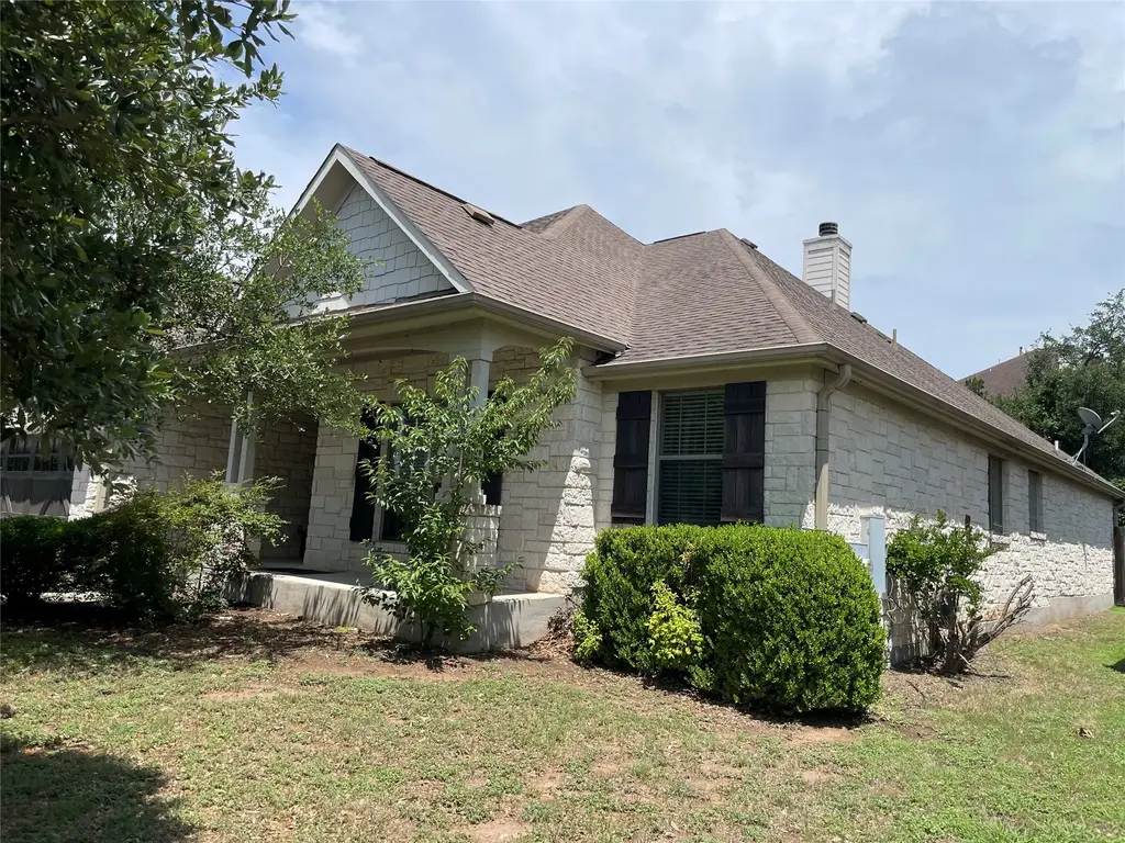7609 Covered Bridge Drive, Austin
