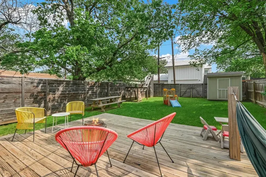 1705 E 14th Street B, Austin