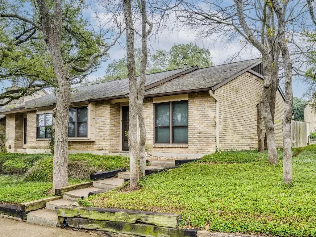 8305 Summer Side Drive 165, Austin