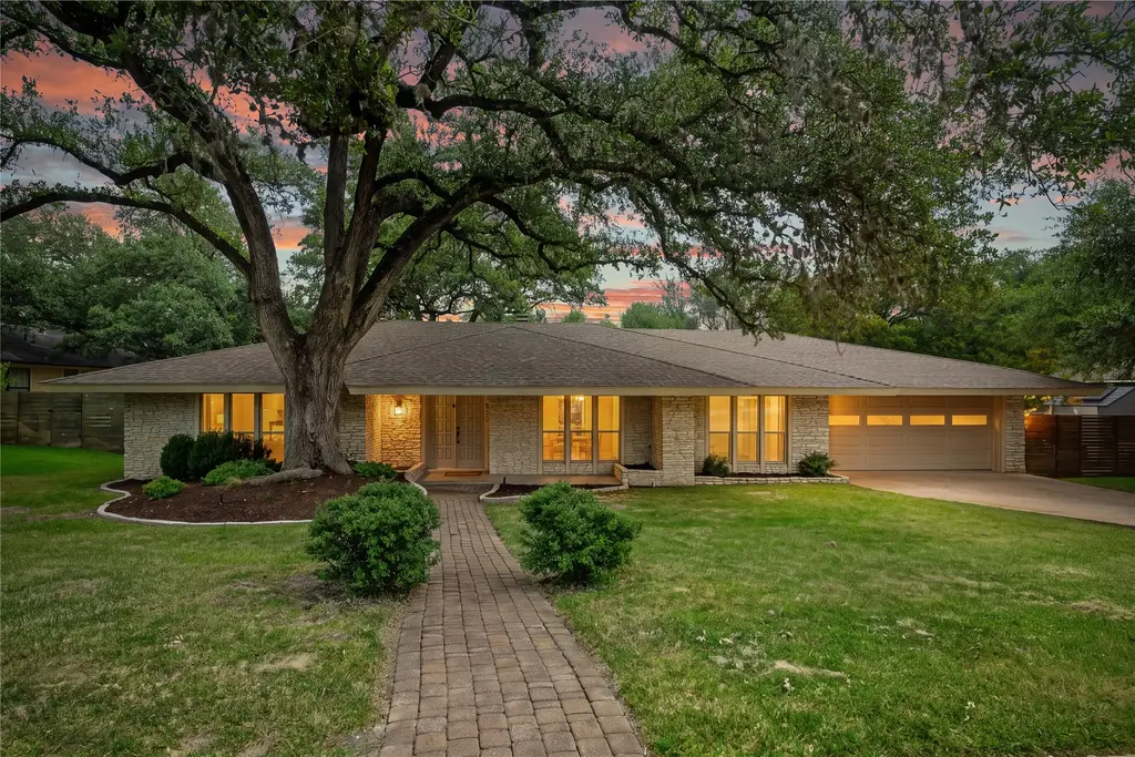 8711 Mountain Ridge Drive, Austin