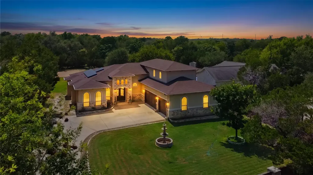 303 N Mustang Avenue, Cedar Park