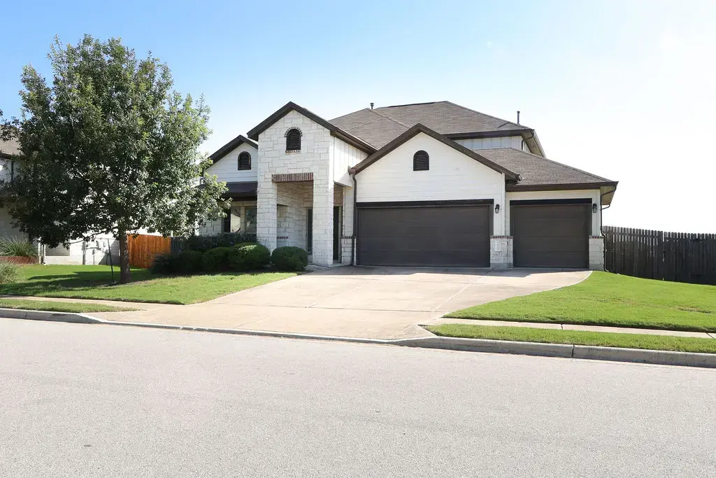 13413 Larrys Lane, Manchaca