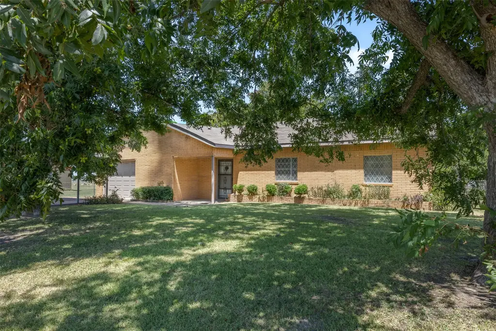 604 N 3rd Street, Thorndale