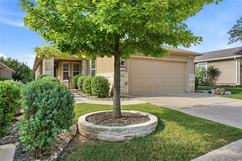 114 Eisenhower Court, Georgetown