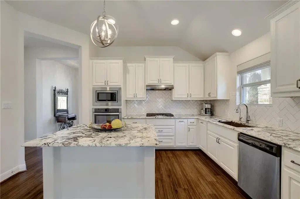 209 Wynnpage Drive, Dripping Springs