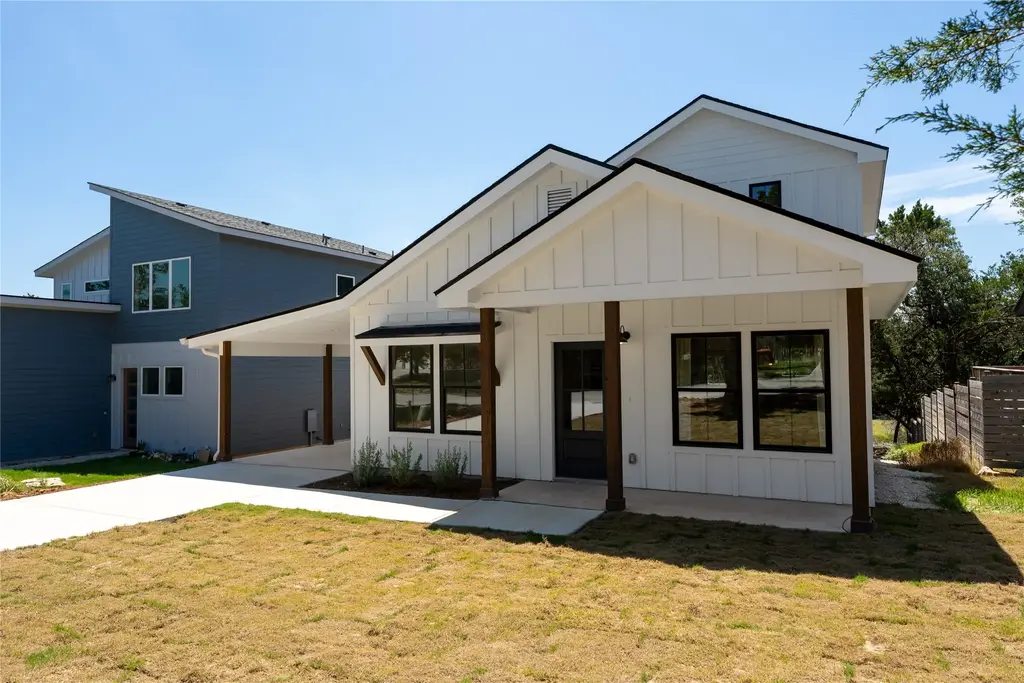 9 Stone Creek, Wimberley