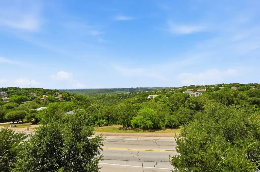 1142 Lost Creek Boulevard 3, Austin