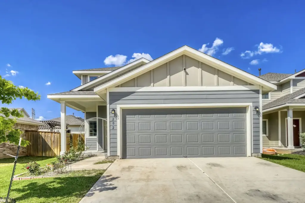 202 Driftwood Lane, Bastrop
