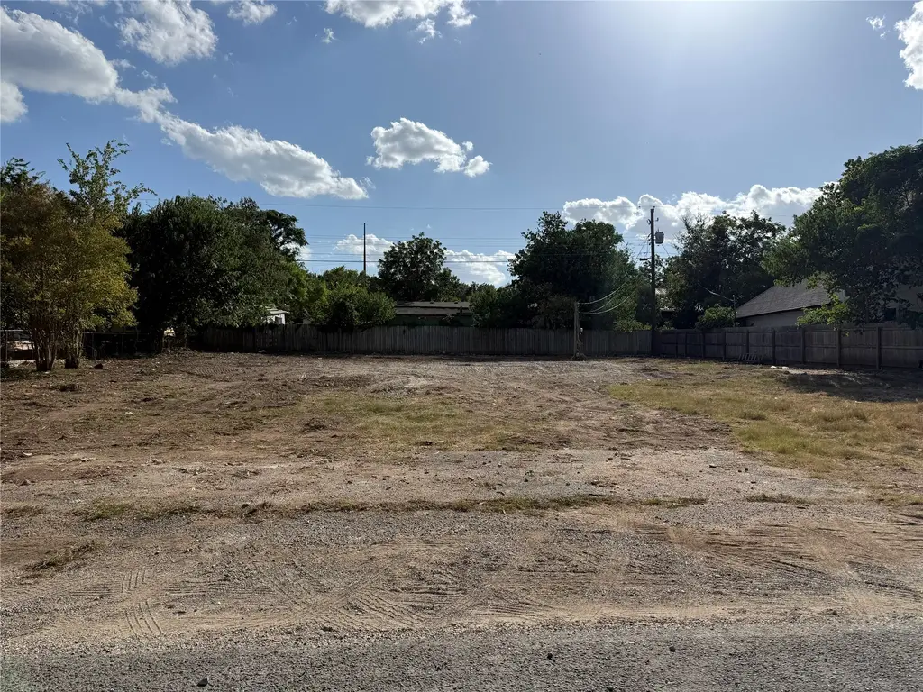 1100 Lipan Trail, Austin