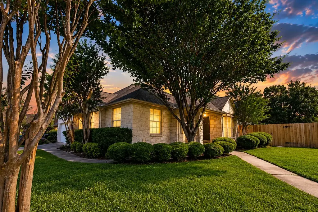 9601 Aire Libre Drive, Austin