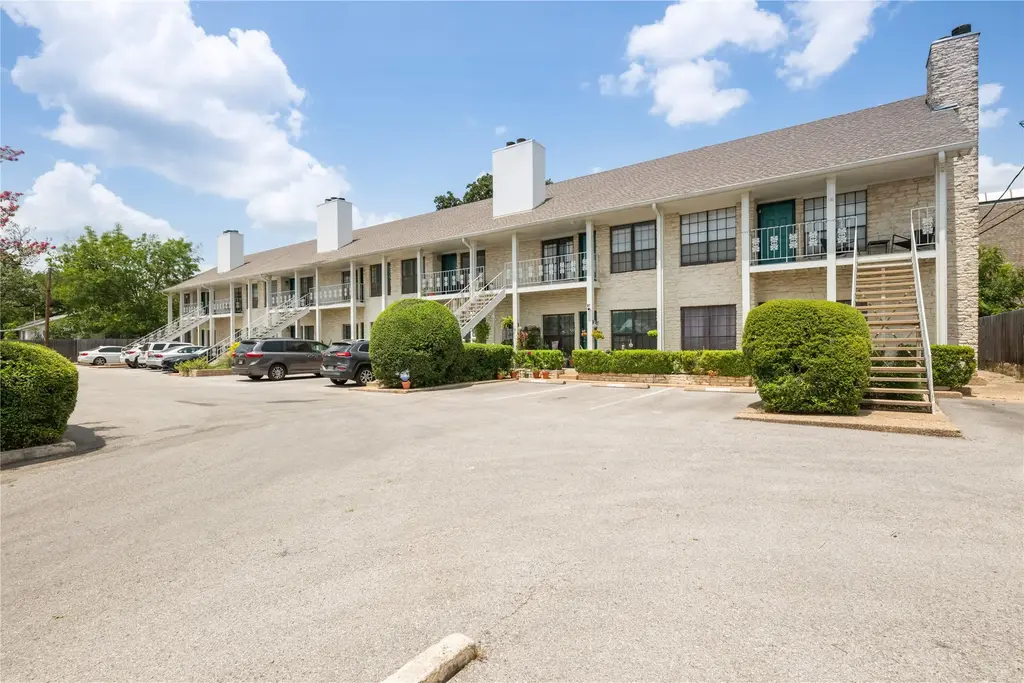 1610 Waterston Avenue 11, Austin