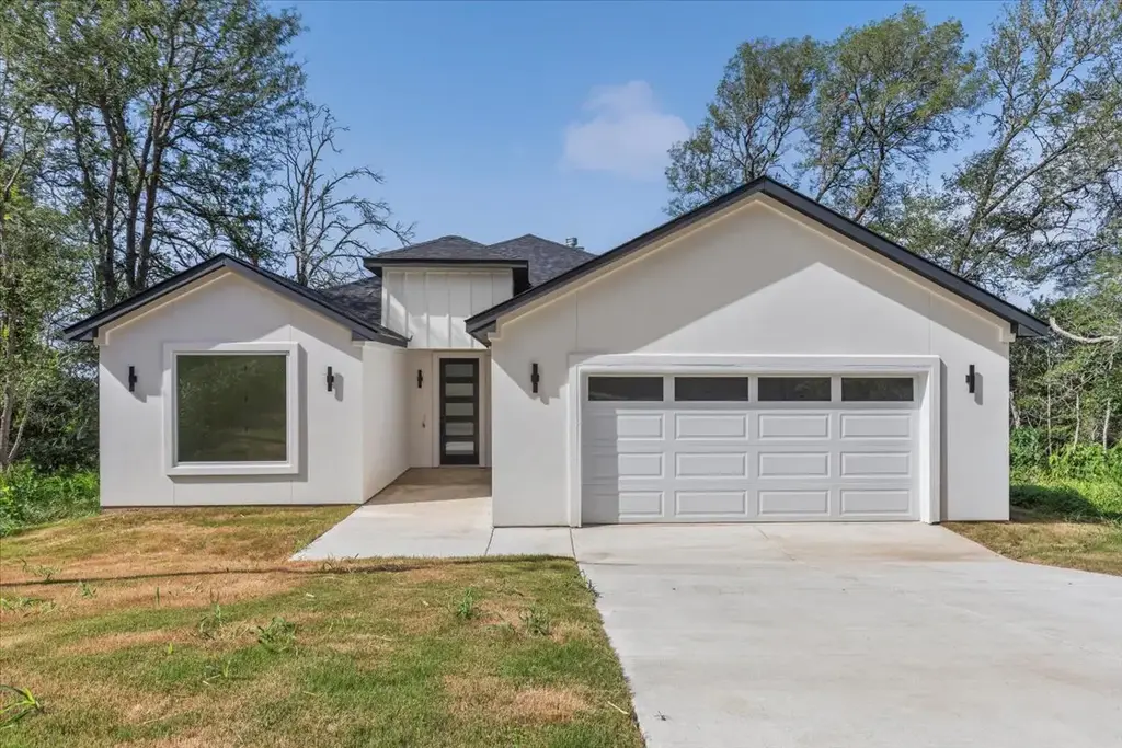 248 Kaukonahua Lane, Bastrop