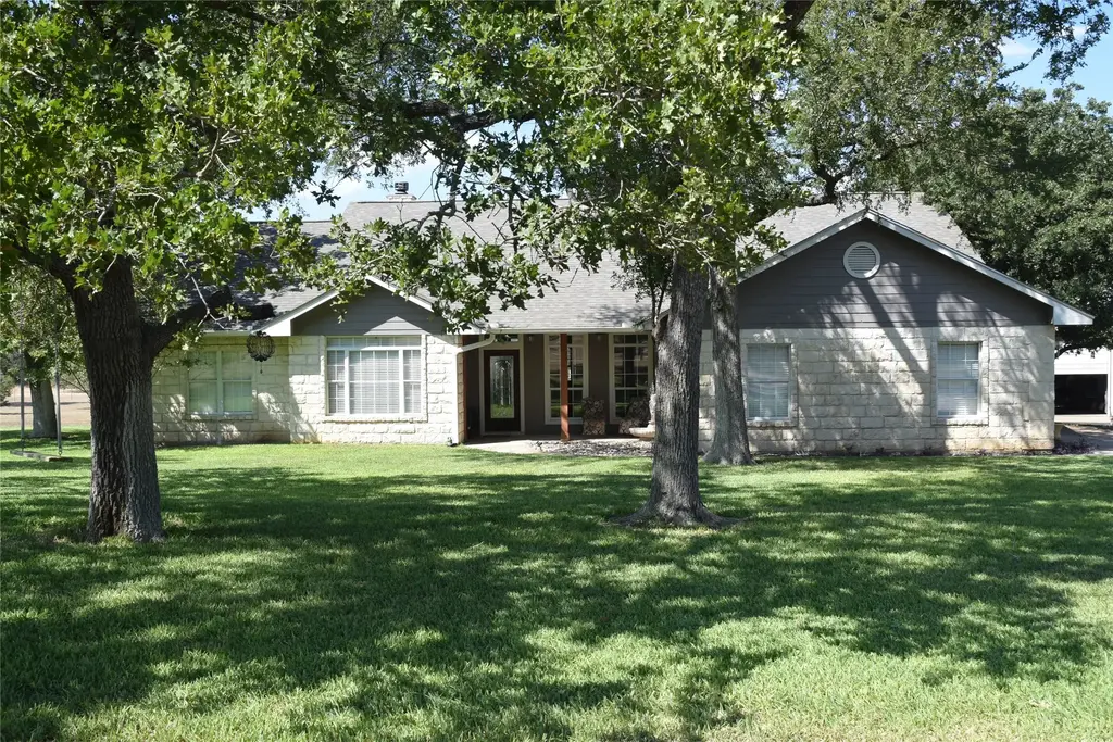 2116 County Road 403, Marble Falls