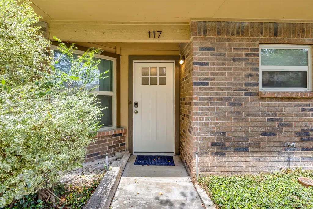 5608 Cougar Drive 117, Austin