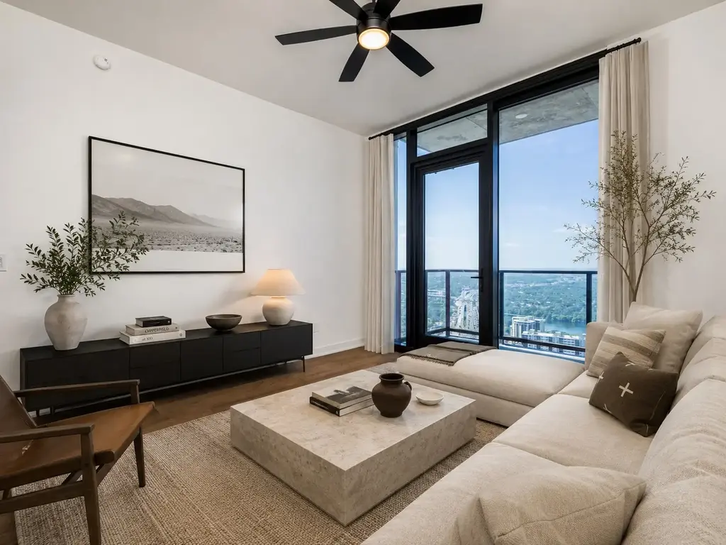 84 East Avenue 3102, Austin