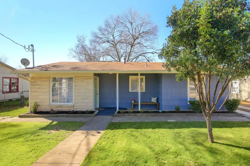 1905 W Saint Johns Avenue A, Austin