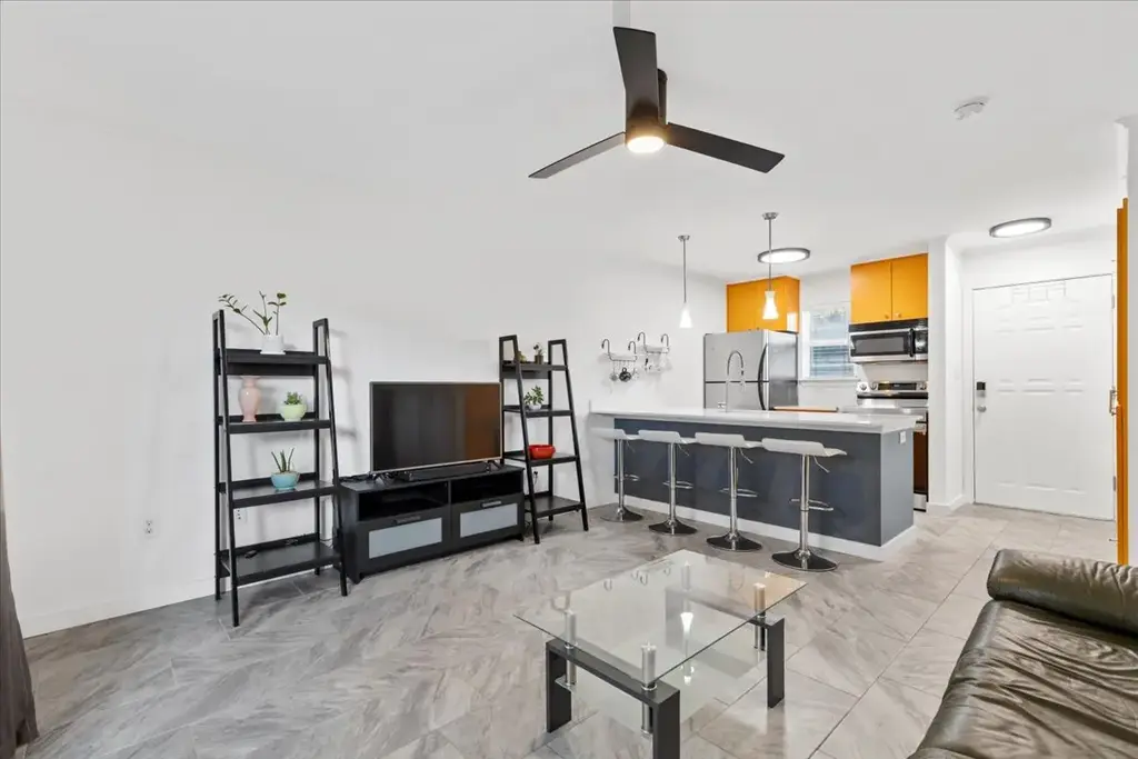 1422 Collier Street 103, Austin