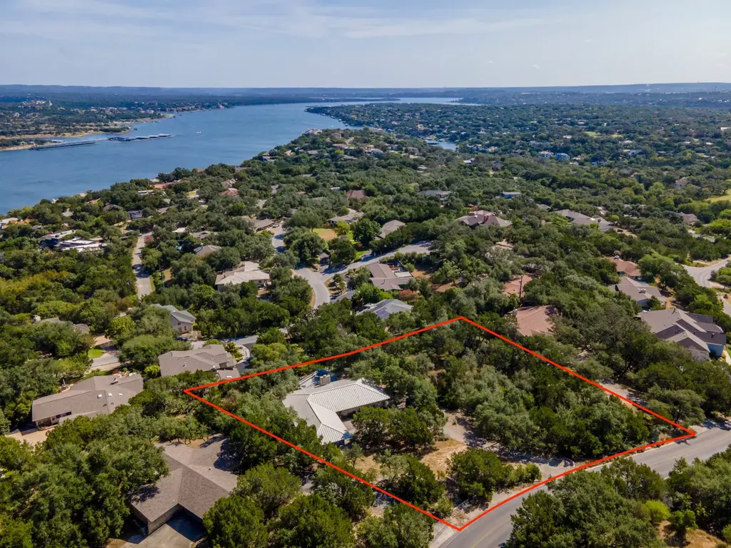 517 Dragon, Lakeway