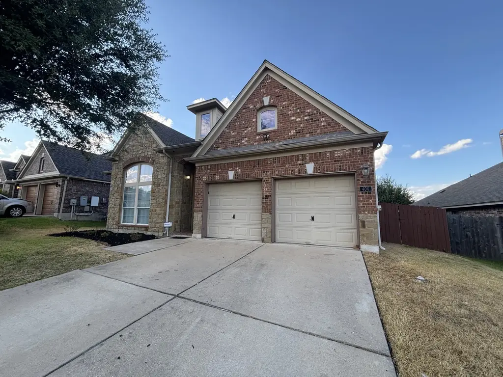 404 E Nakoma Drive, Hutto