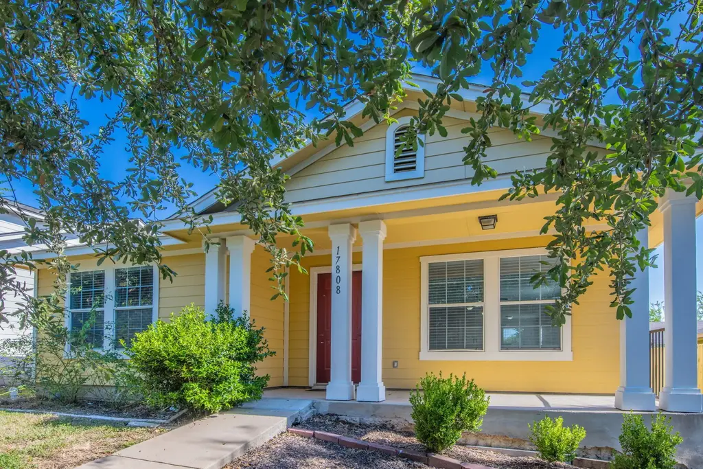 17808 Golden Valley Drive, Manor