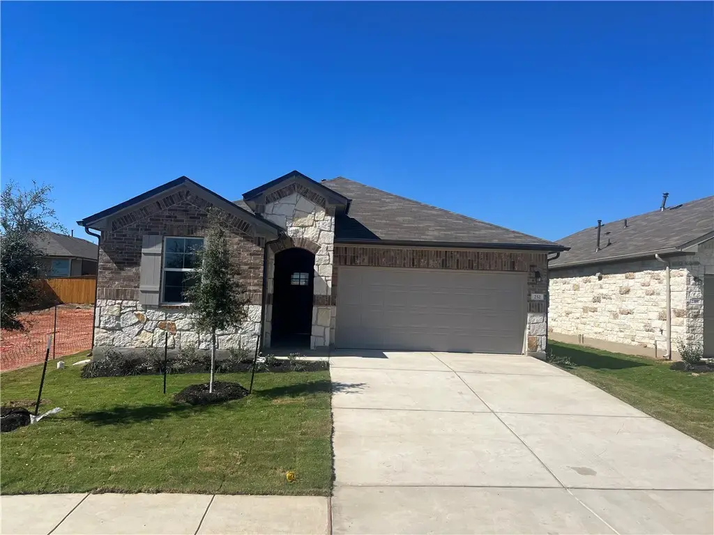252 Sunniberg Loop, Georgetown