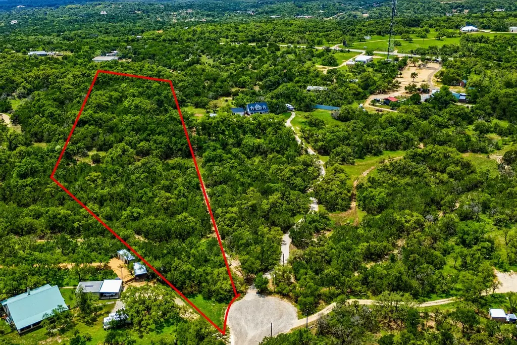 323 Live Oak Hills Court, San Marcos