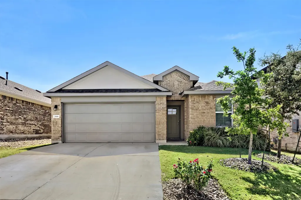 2816 Owl Head Drive, Leander
