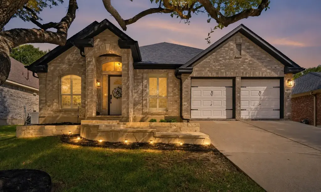 3608 Bird House Drive, Round Rock