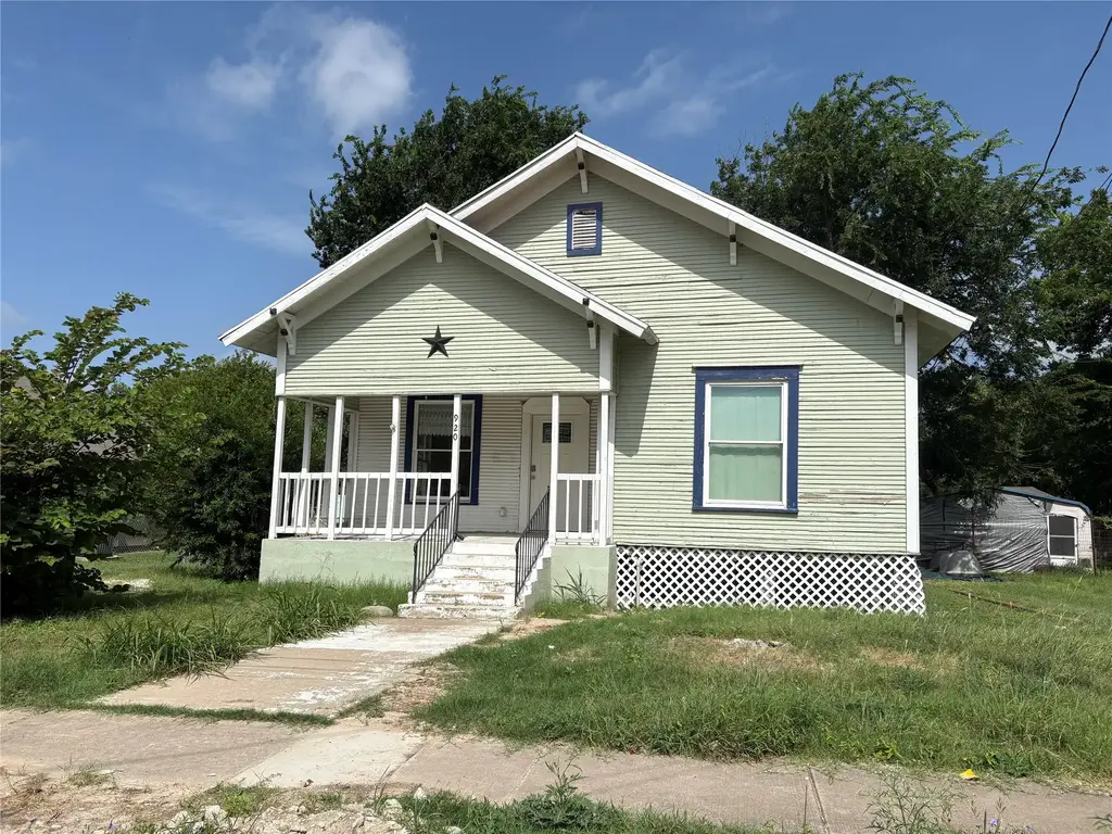 920 S 33rd Street, Temple