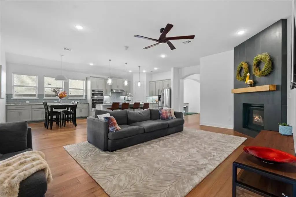 749 Jacksdaw Drive, Austin