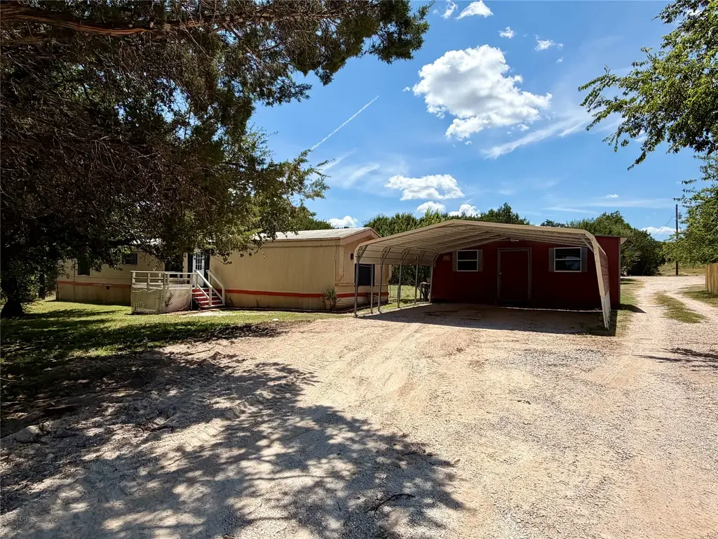 382 County Road 4450, Kempner