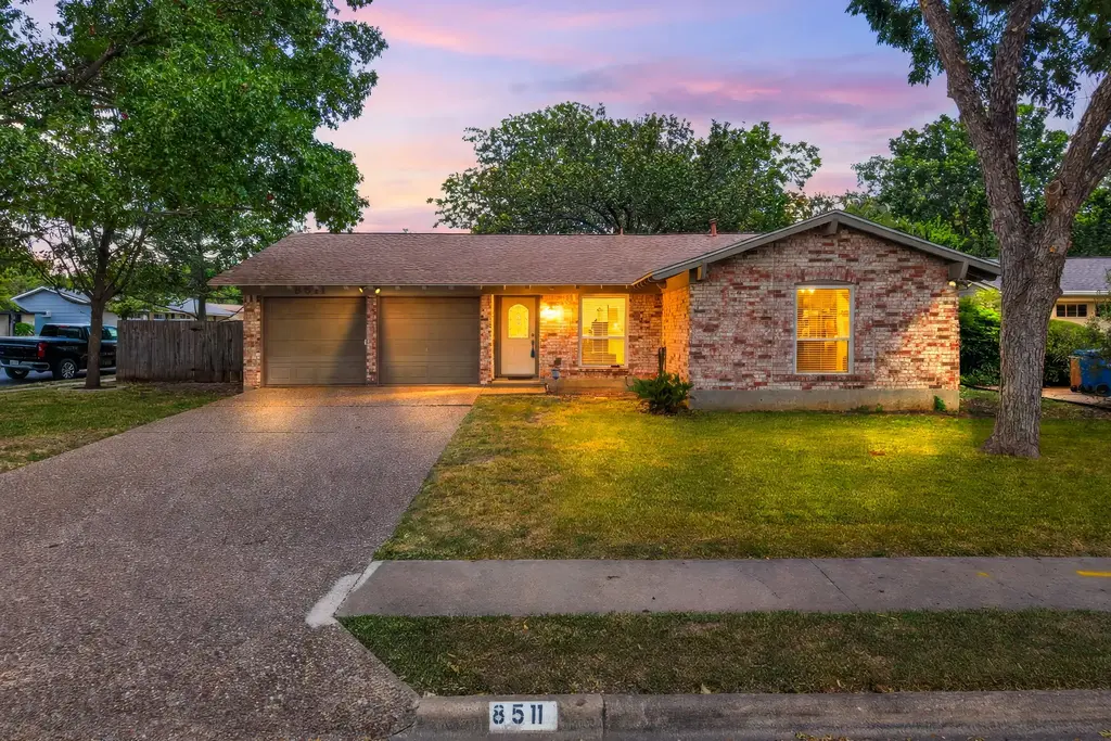 8511 Daleview Drive, Austin