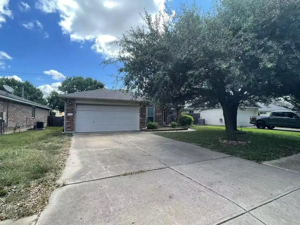 2416 Socorro Bend, Leander