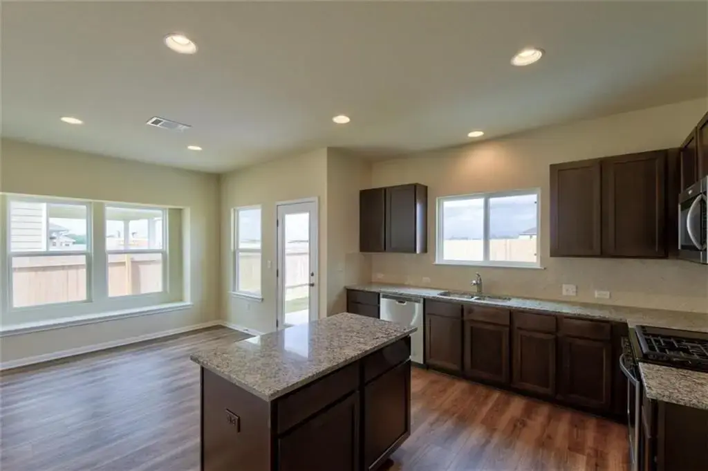 10324 Bankhead Drive, Austin