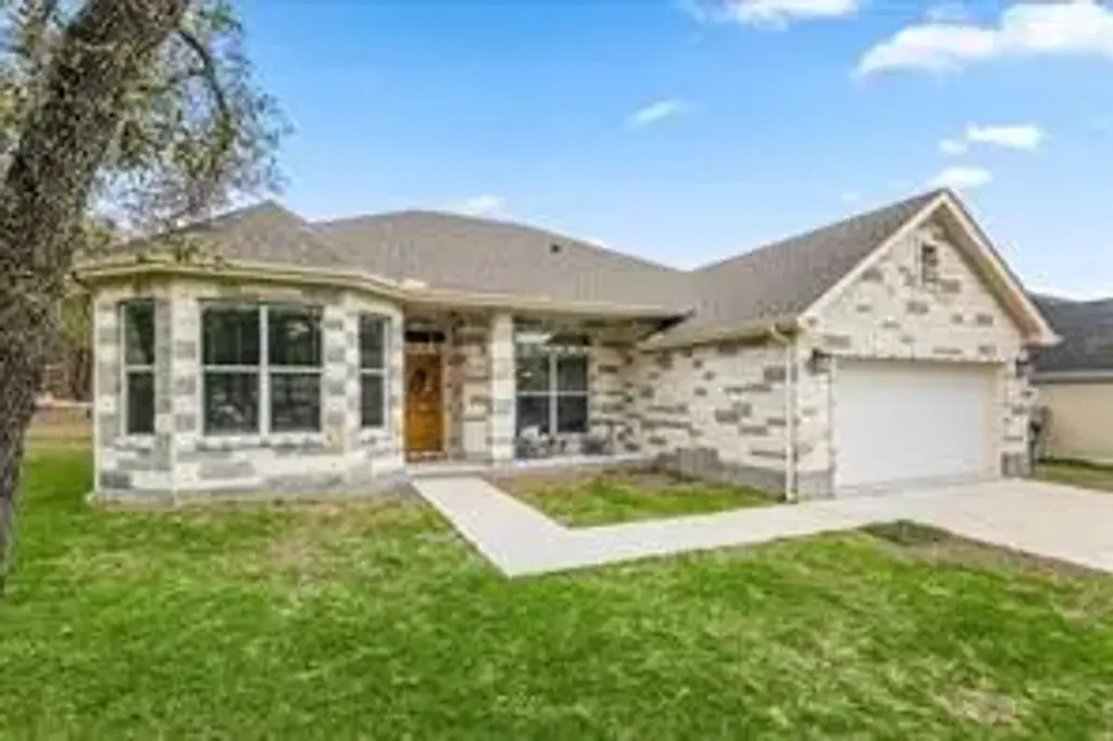 404 Cargill Drive, Spicewood