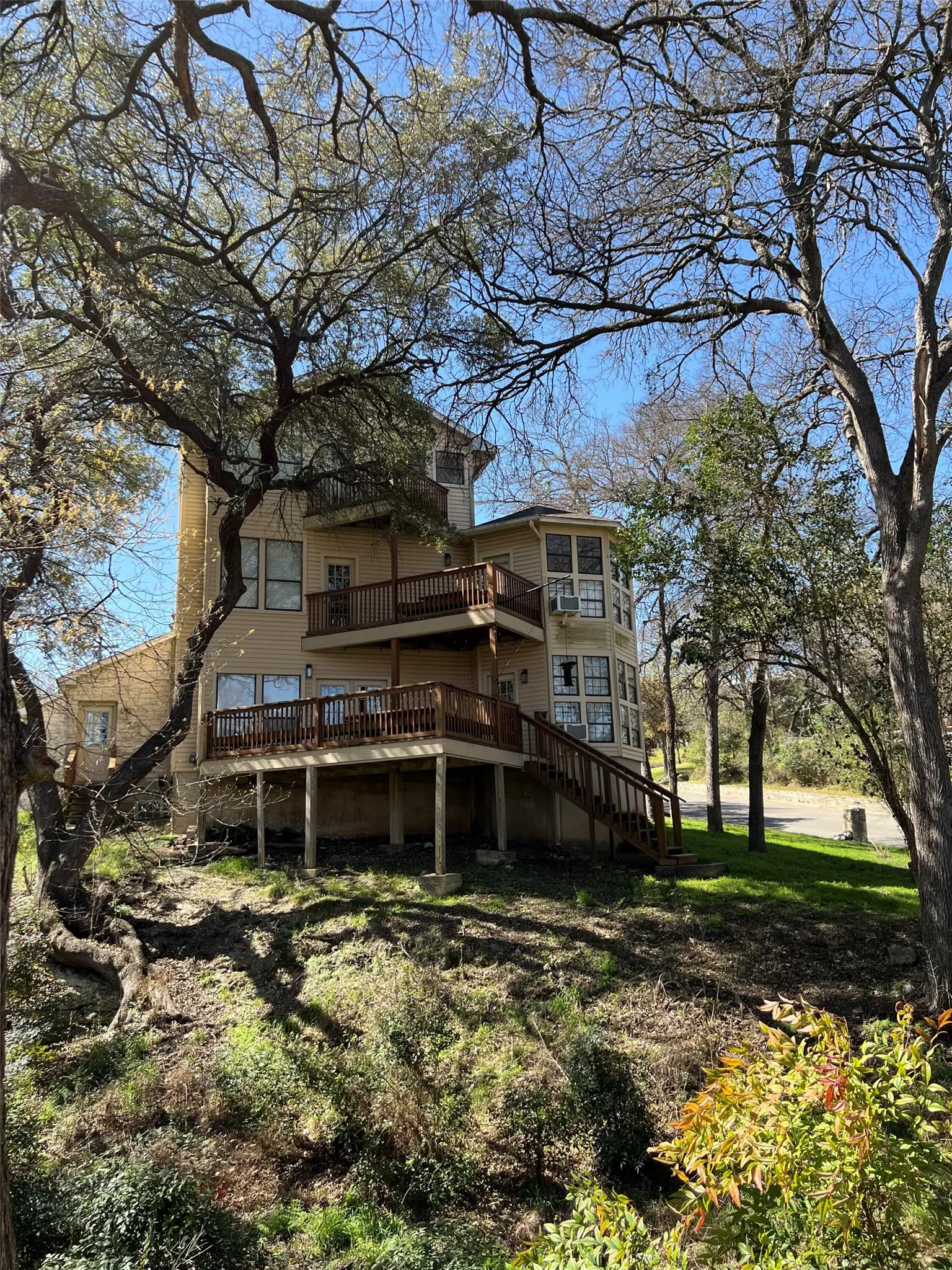 Photo of Listing #9018511